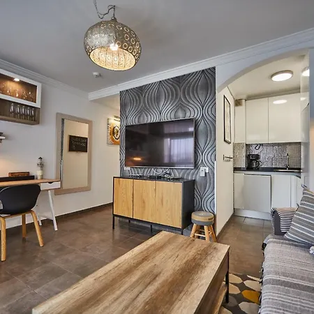 Stargate Apartment