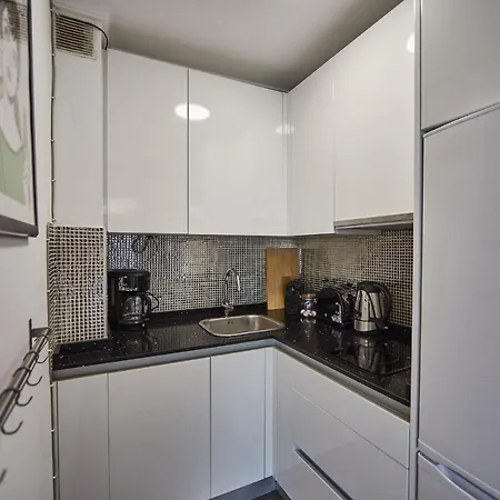 Апартаменты Stargate