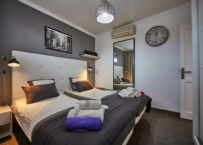 Stargate بلايا ديل إنغلز